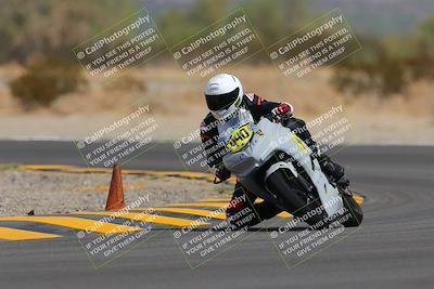 media/Sep-11-2022-SoCal Trackdays (Sun) [[81b7e951af]]/Turn 5 (1110am)/